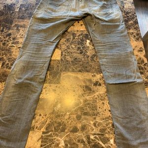 Men’s Diesel distressed jeans. 31x32